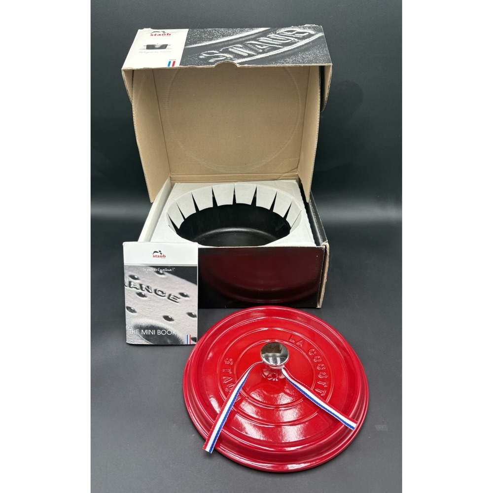 STAUB 4qt Cast Iron Dutch Oven Round Cocotte Cherry Red Made in France NEW Boxed